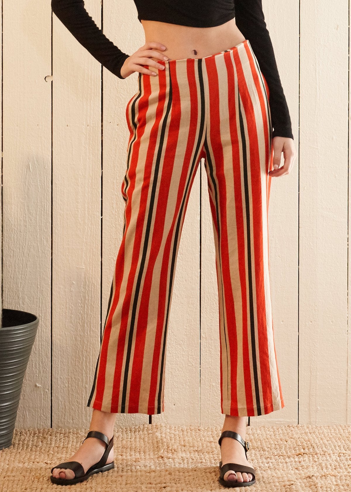 Hi-waisted Cropped Pants in Poppy Multi - Fortunate Lemon Shop
